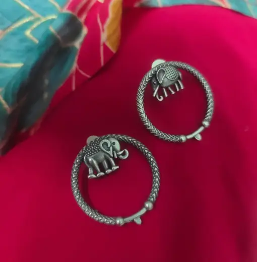 ONYX Elephant Silver Replica Stud Earrings