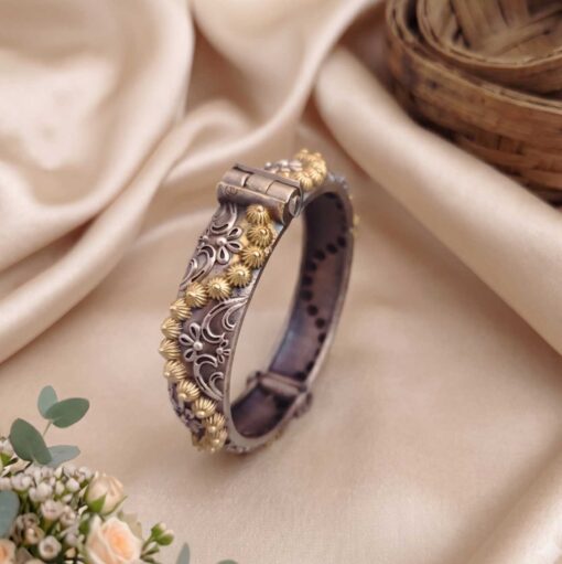 silver replica dual tone screw openable sunbrust bangle glamaya